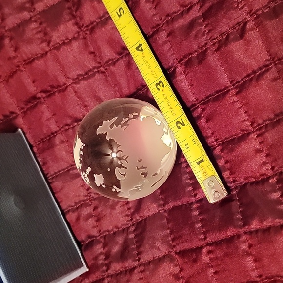 Glass globe - Picture 3 of 4